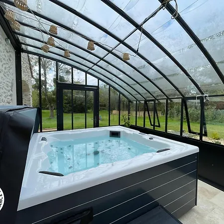 Country house Vendee Avec Et Terrasse