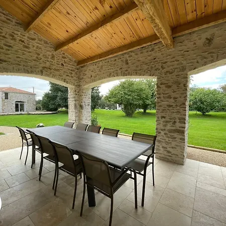 Vendee Avec Et Terrasse Country house