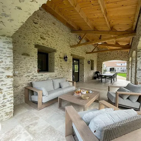 Vendee Avec Et Terrasse - Fr-1-426-592 Holiday home