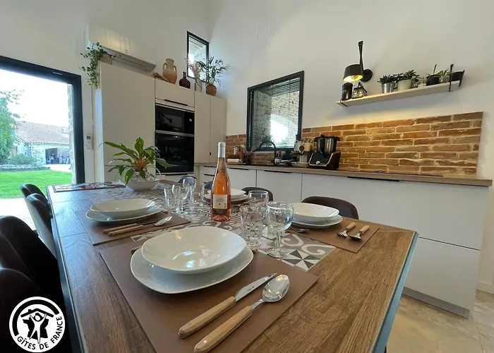 Evasion Vendéenne : Charmante Grange Avec - Fr-1-426-592 *